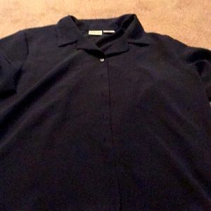 Liz Baker Women’s button down shirt sleeve 16P
